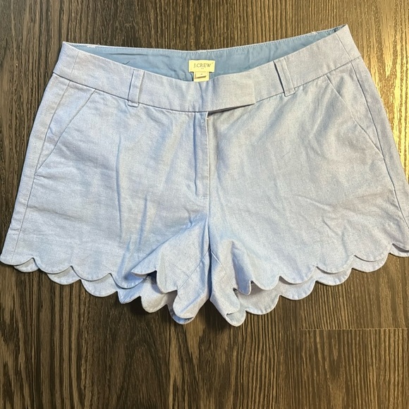 🍍J CREW SCALLOPED LEG SHORTS🍍POCKETS🍍SIZE 8🍍3” inseam🍍Z-1 - Picture 1 of 3